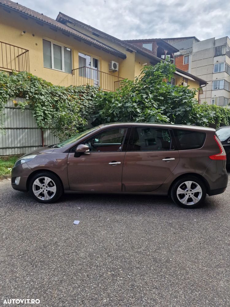Renault Grand Scenic dCi 130 FAP Dynamique - 2