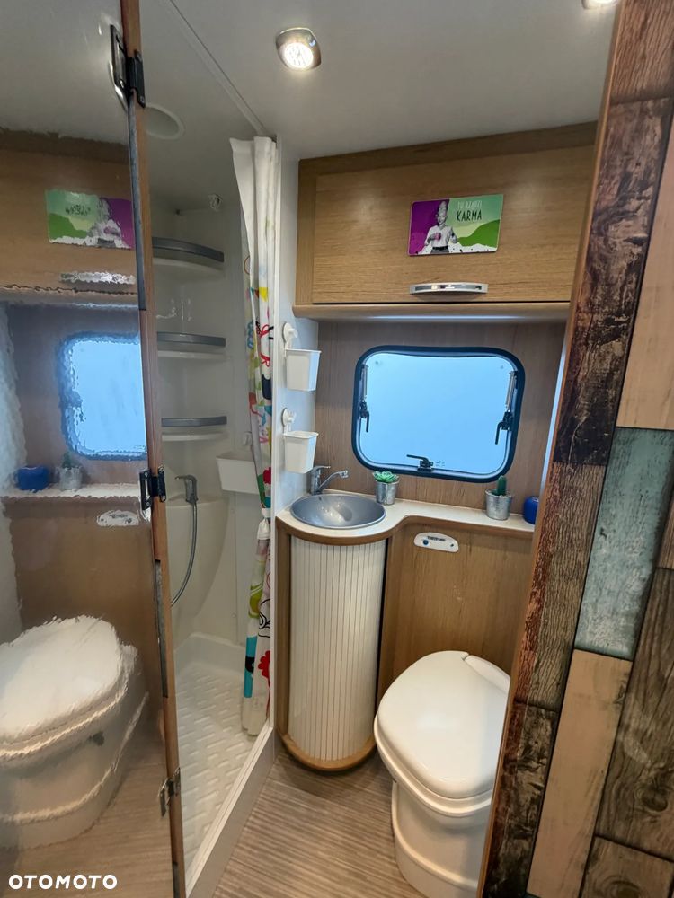 Hobby Kamper,camper I właściciel garażowany 6-osób - 18