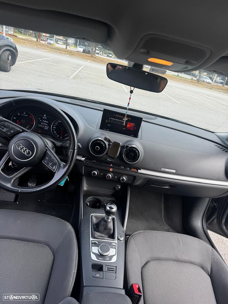 Audi A3 Sportback 1.6 TDI - 8