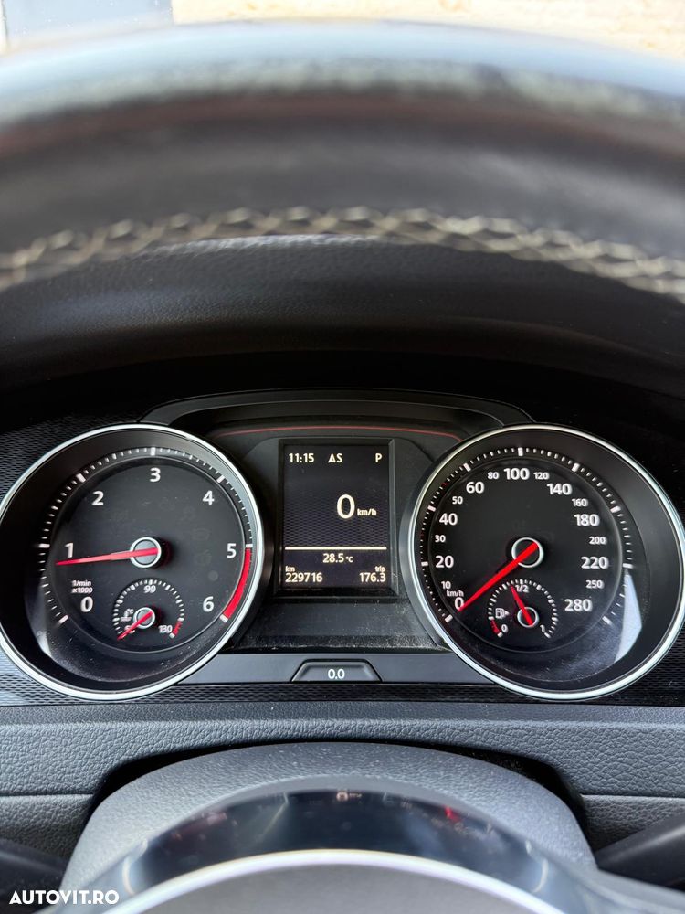 Volkswagen Golf 2.0 TDI DPF BMT DSG GTD - 12