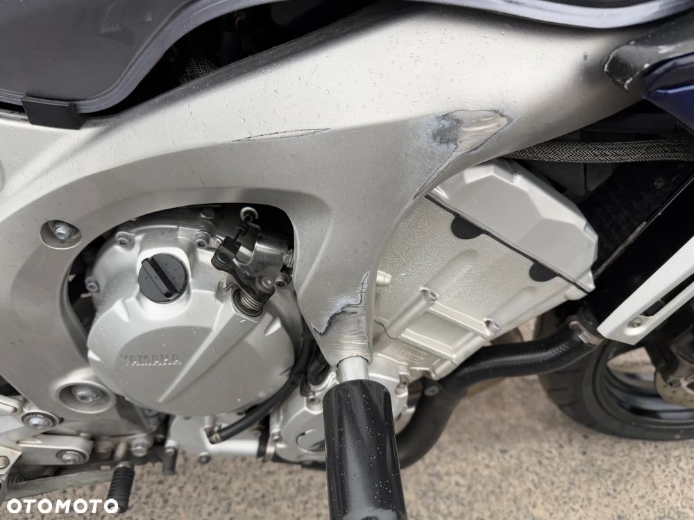 Yamaha FZ6 - 16