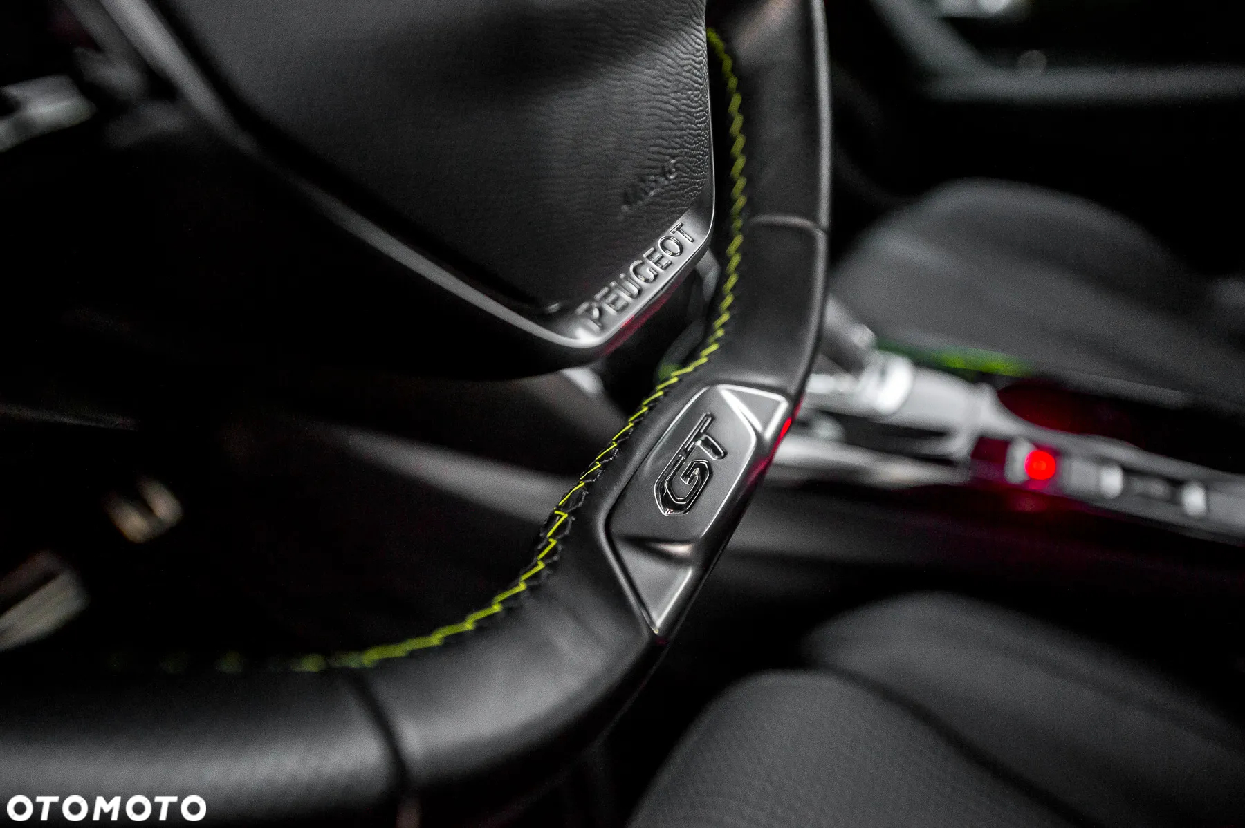 Peugeot 2008 1.2 PureTech GT Line S&S EAT8 - 26