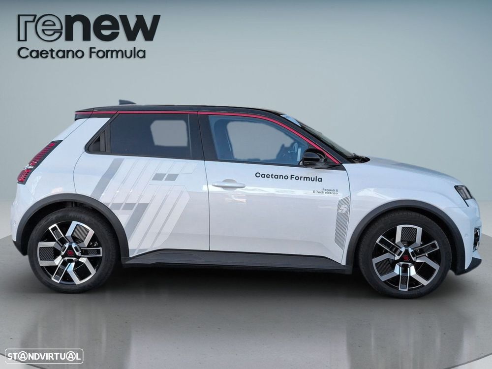 Renault 5 E-Tech 52 kWh Iconic Cinq Autonomia Conforto - 12