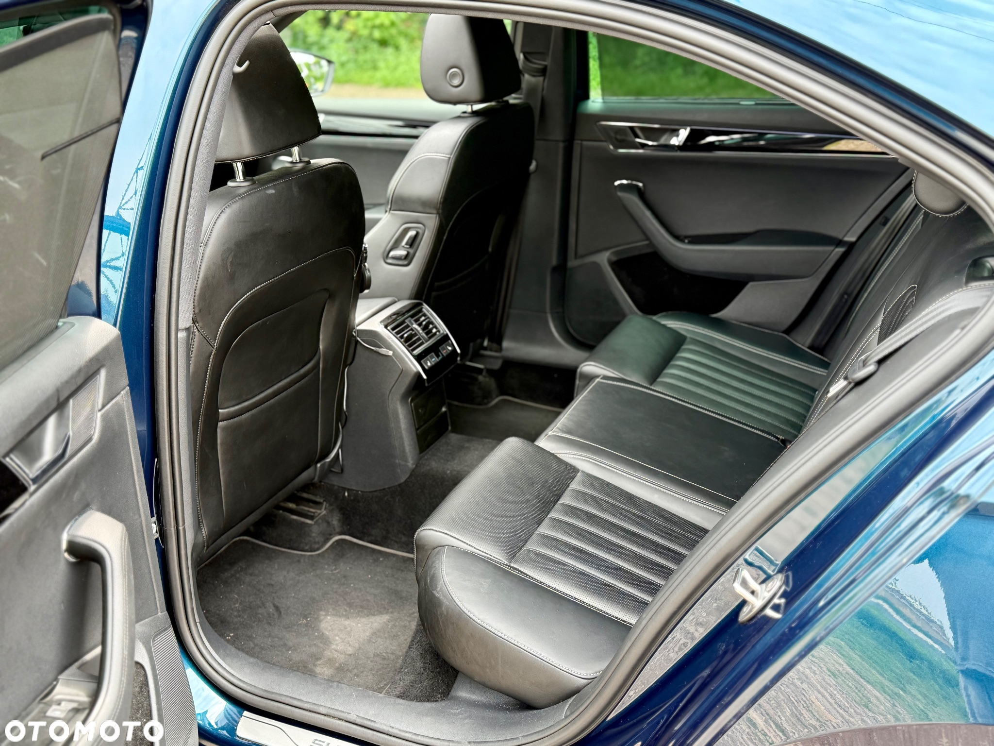 Skoda Superb 2.0 TSI 4x4 L&K DSG - 18
