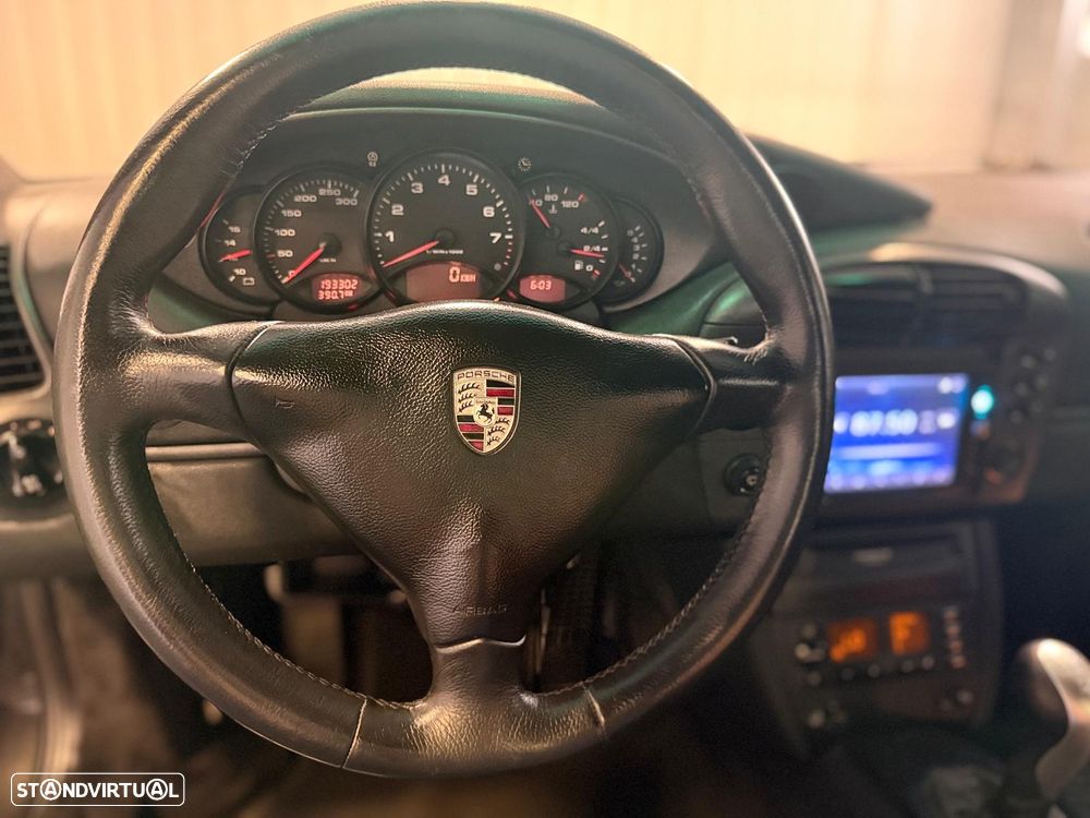 Porsche 911 (996) - 4