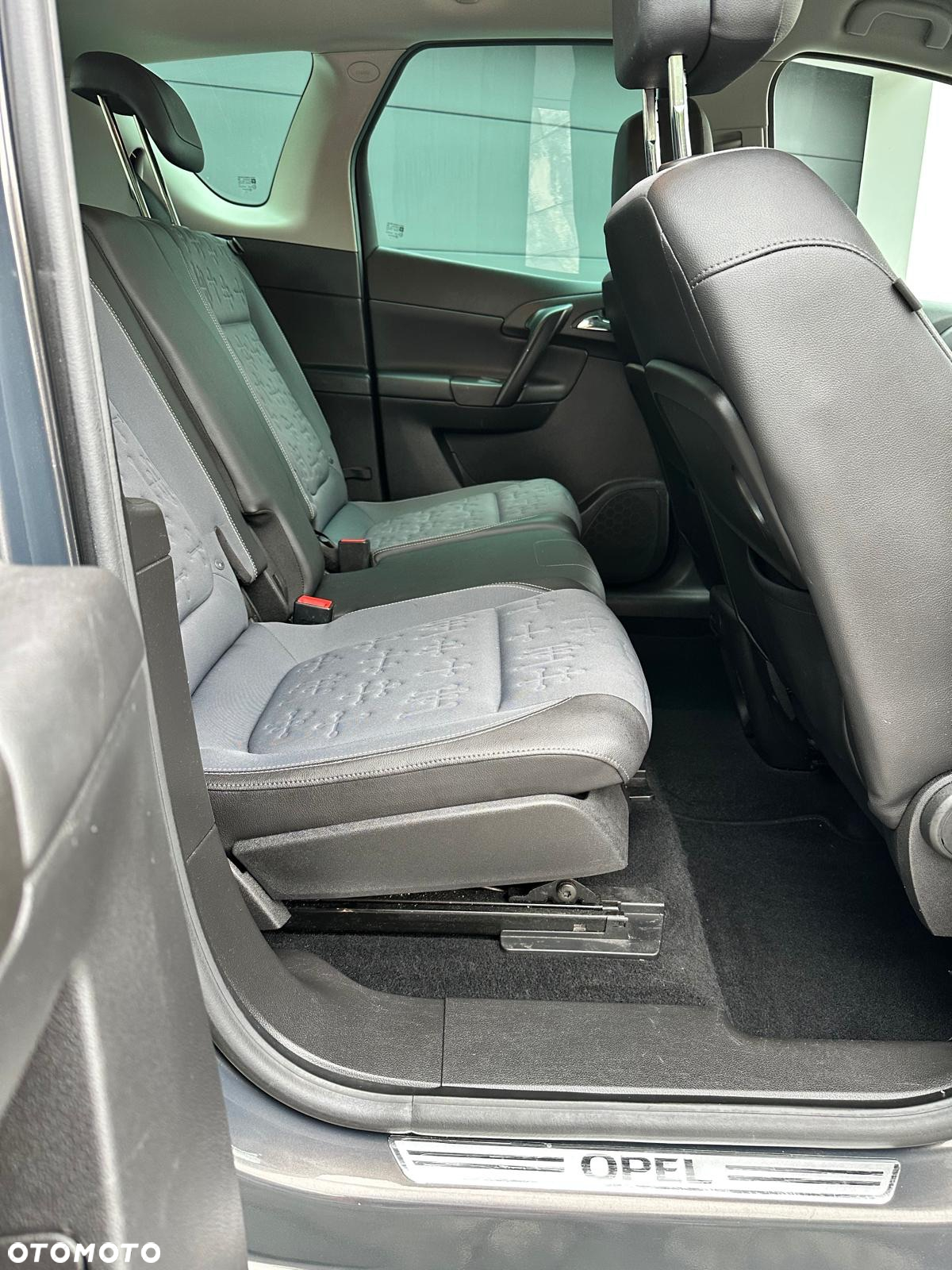 Opel Meriva 1.4 T Cosmo - 10