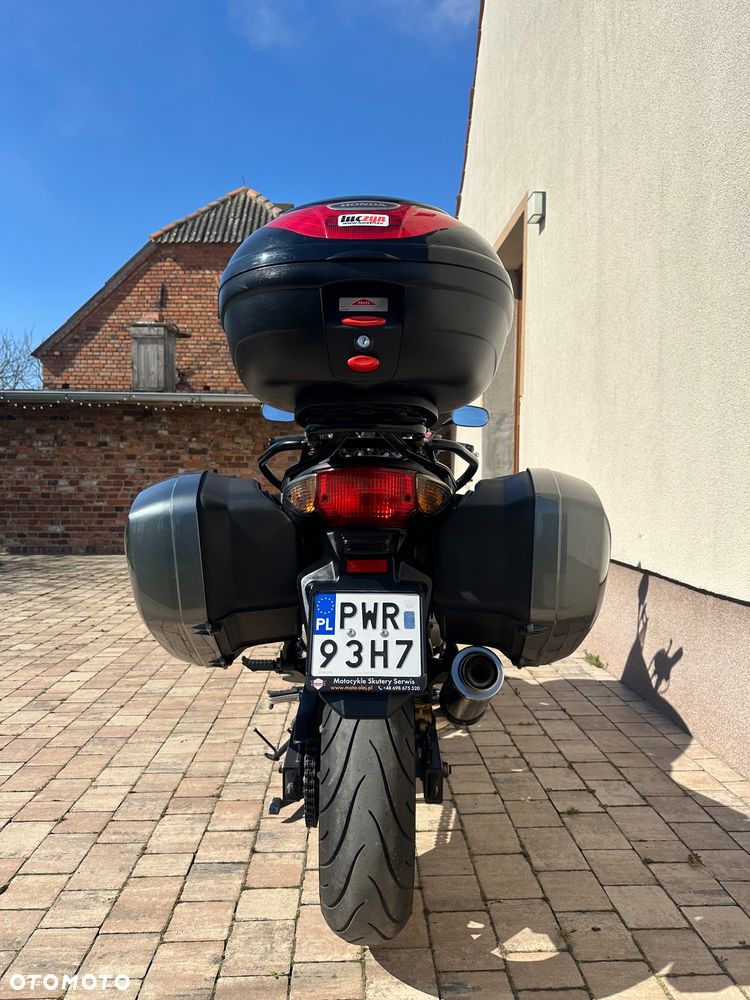 Honda CBF - 4