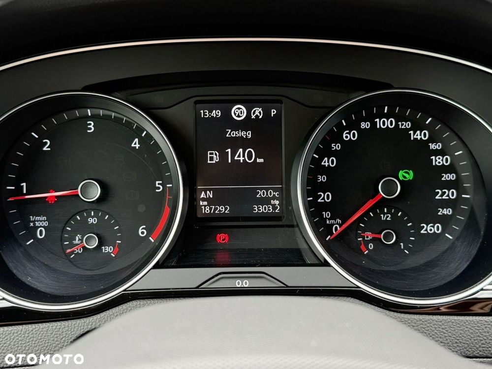 Volkswagen Passat 2.0 TDI EVO Business DSG - 25