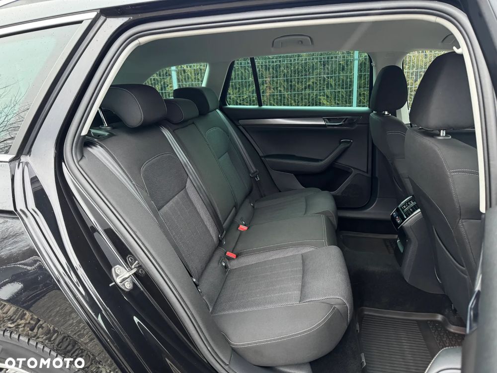 Skoda Superb 1.5 TSI Style DSG - 27