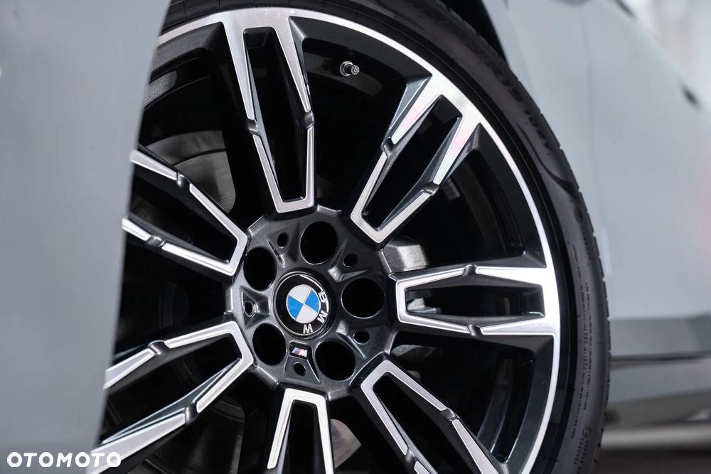 BMW Seria 5 - 12