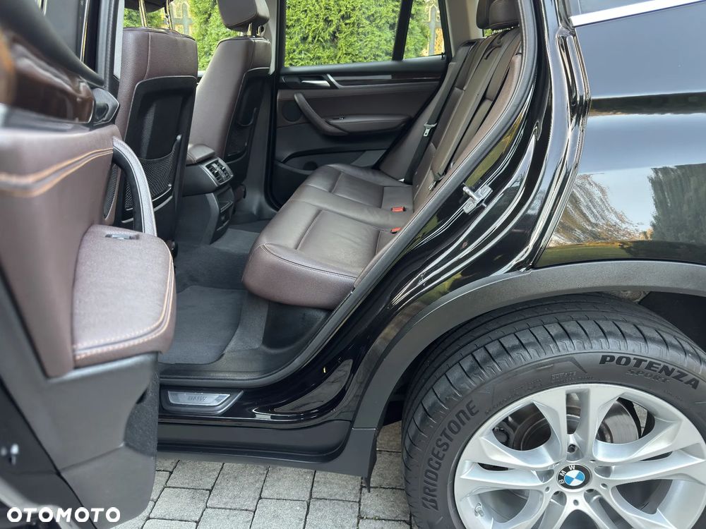 BMW X3 xDrive20d xLine - 25