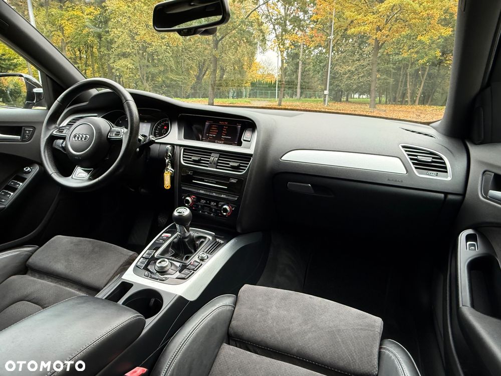 Audi A4 Avant 2.0 TDI DPF clean diesel S line Sportpaket - 7