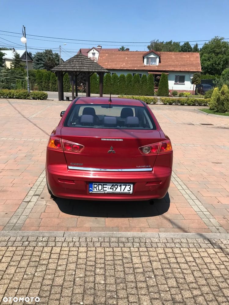 Mitsubishi Lancer 1.8 Invite - 2
