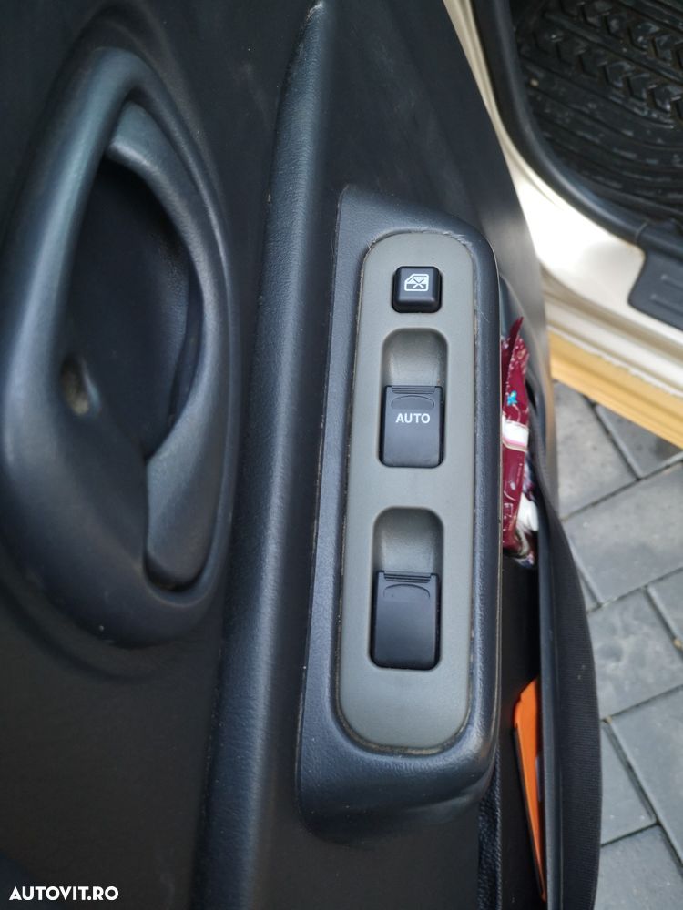 Suzuki Jimny 1.3 JLX - 17
