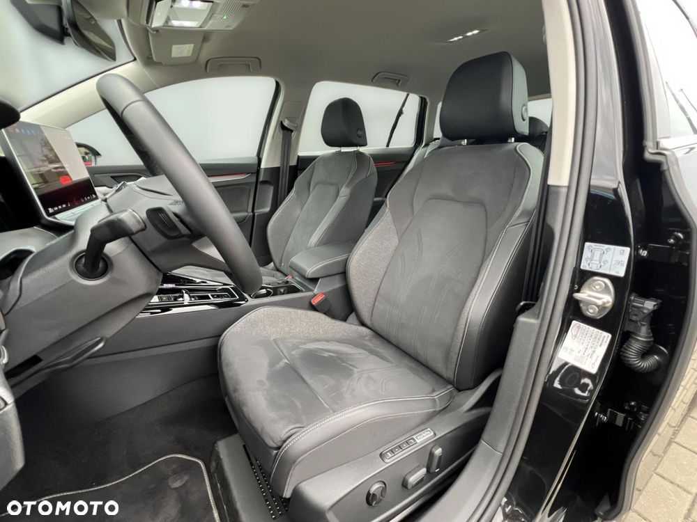 Volkswagen Golf 1.5 eTSI mHEV Style DSG - 29