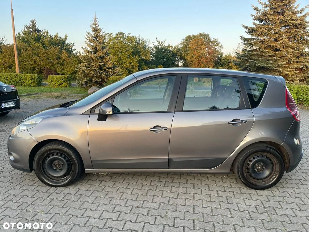 Renault Scenic - 2