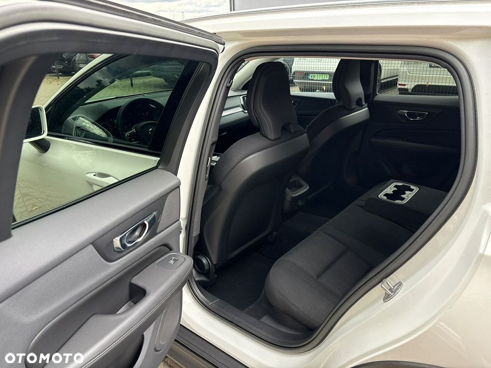 Volvo V60 Cross Country Pro B4 D AWD - 20