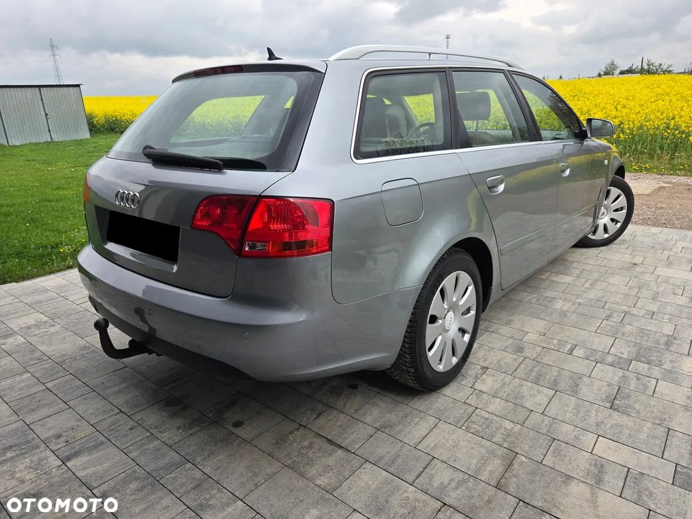 Audi A4 Avant - 4