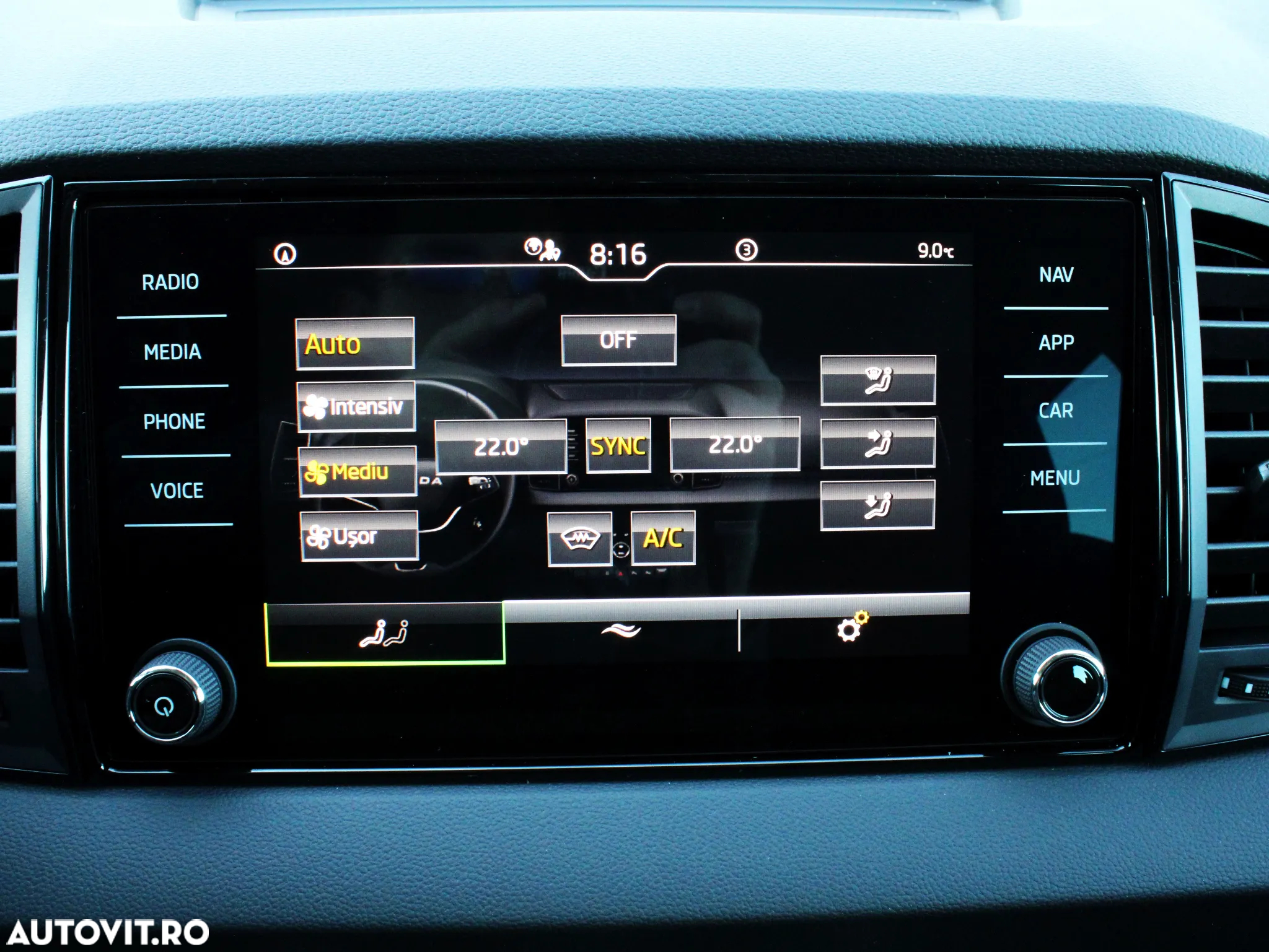 Skoda Karoq 1.5 TSI DSG Selection - 22