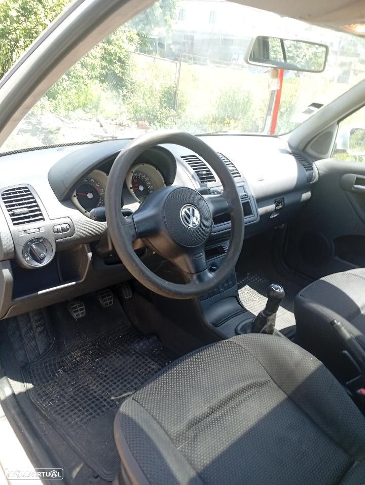 VW Polo 1.0 Confortline - 2