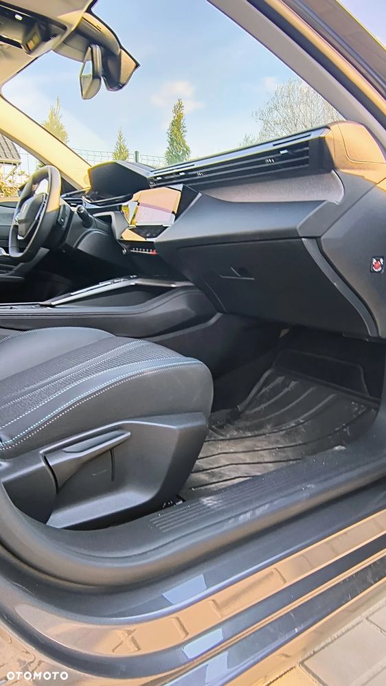 Peugeot 308 1.2 PureTech Allure S&S EAT8 - 29