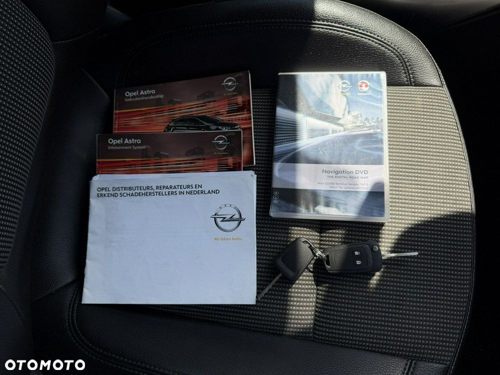 Opel Astra 1.4 Turbo Innovation - 33