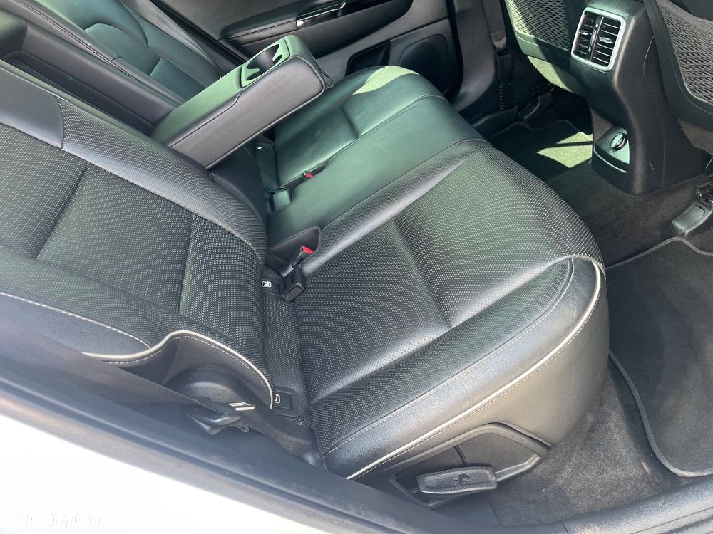 Kia Sportage 1.6 GDI 2WD DREAM-TEAM EDITION - 9