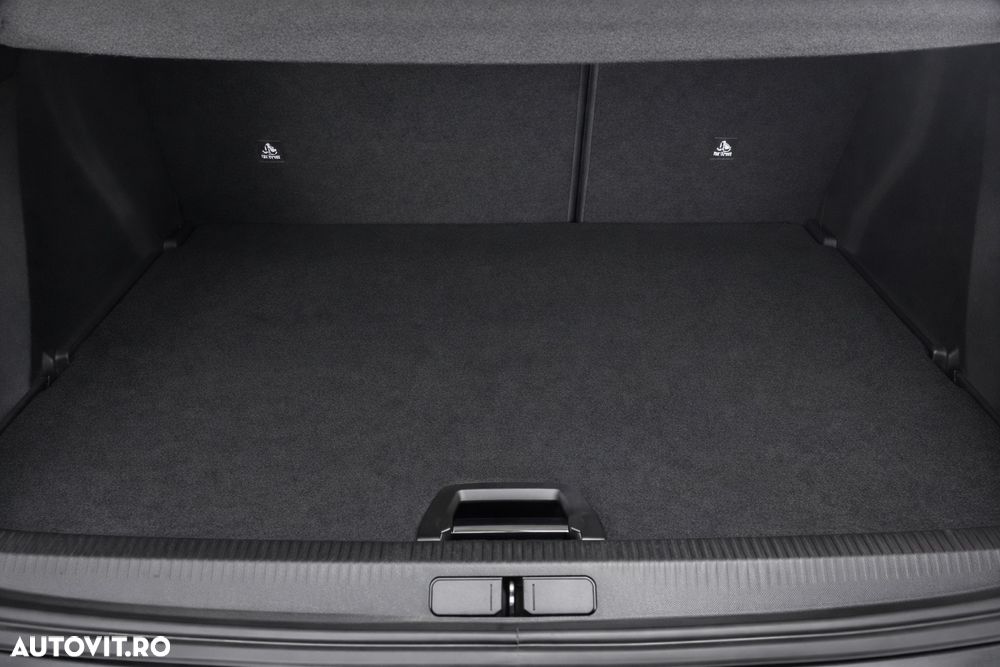 Peugeot 2008 PureTech 130 EAT8 Active Pack - 8