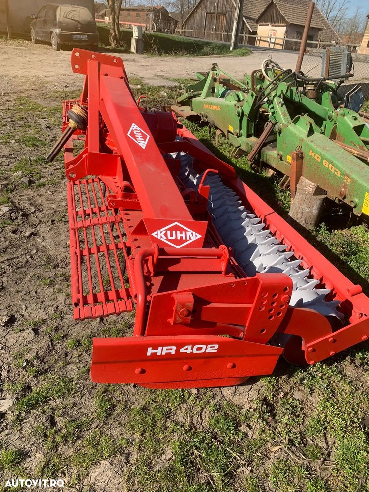 Kuhn HR402 - 3