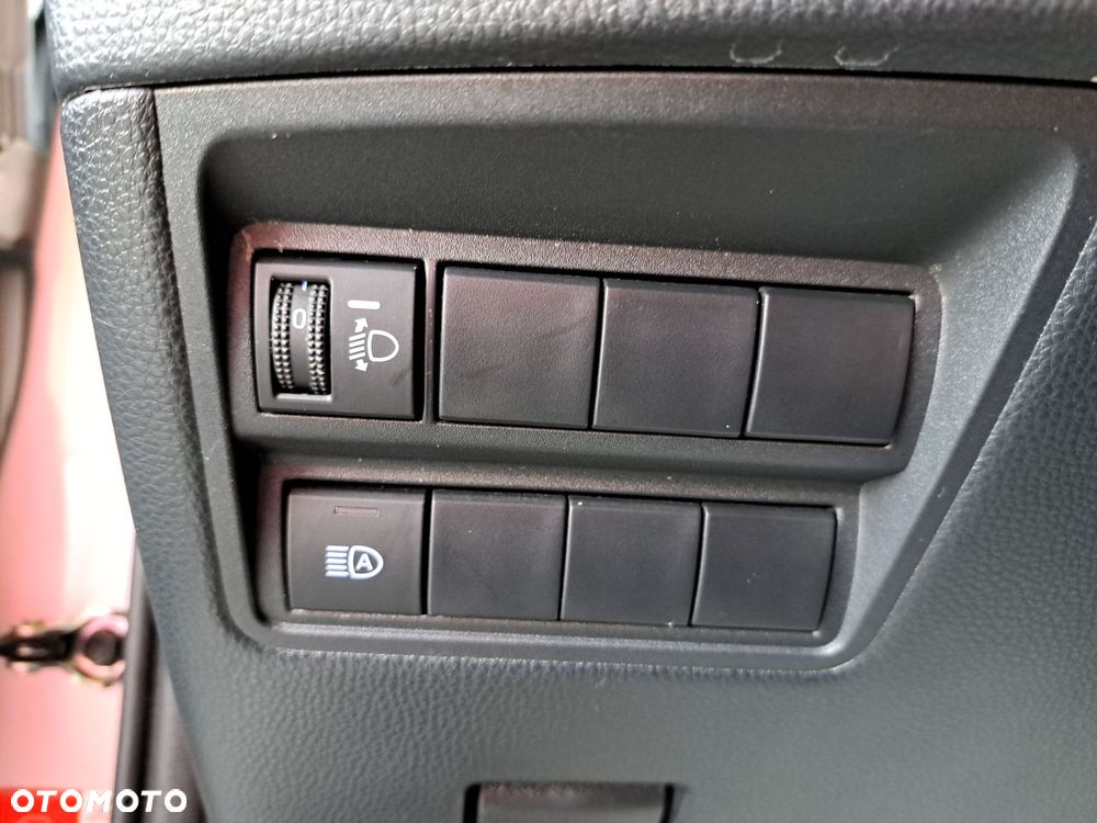 Toyota Yaris - 33