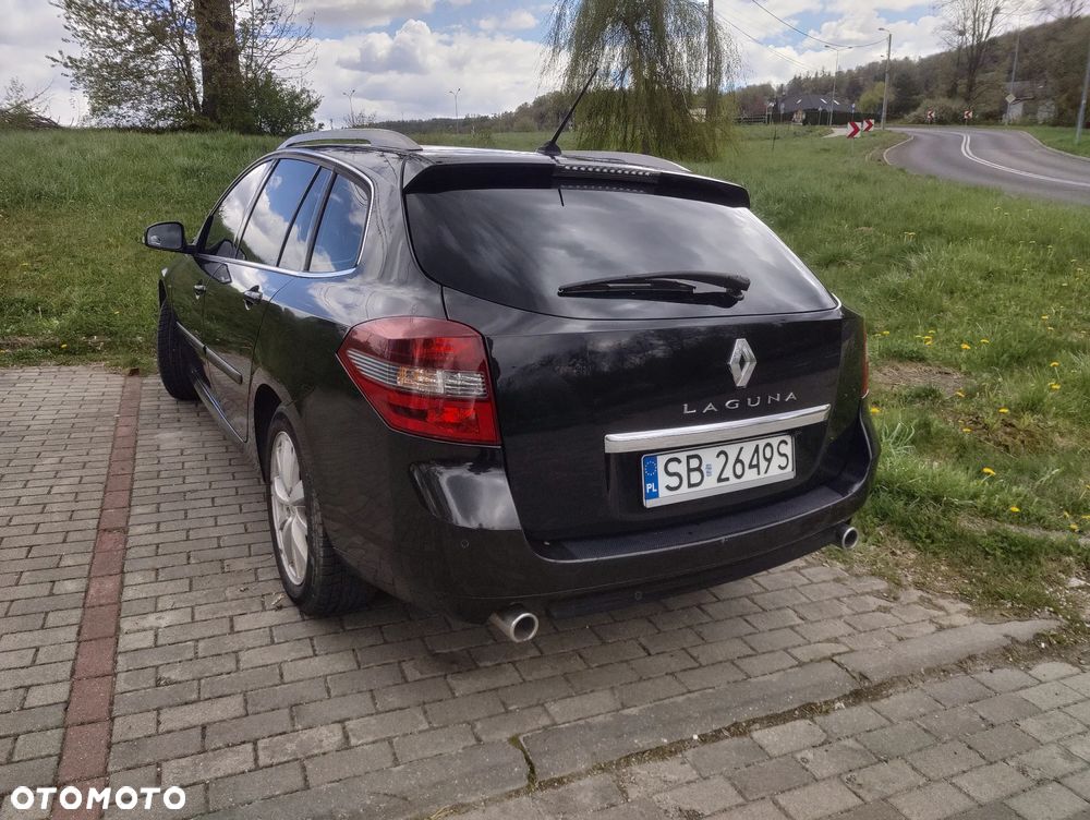 Renault Laguna dCi 175 FAP Bose Edition - 17