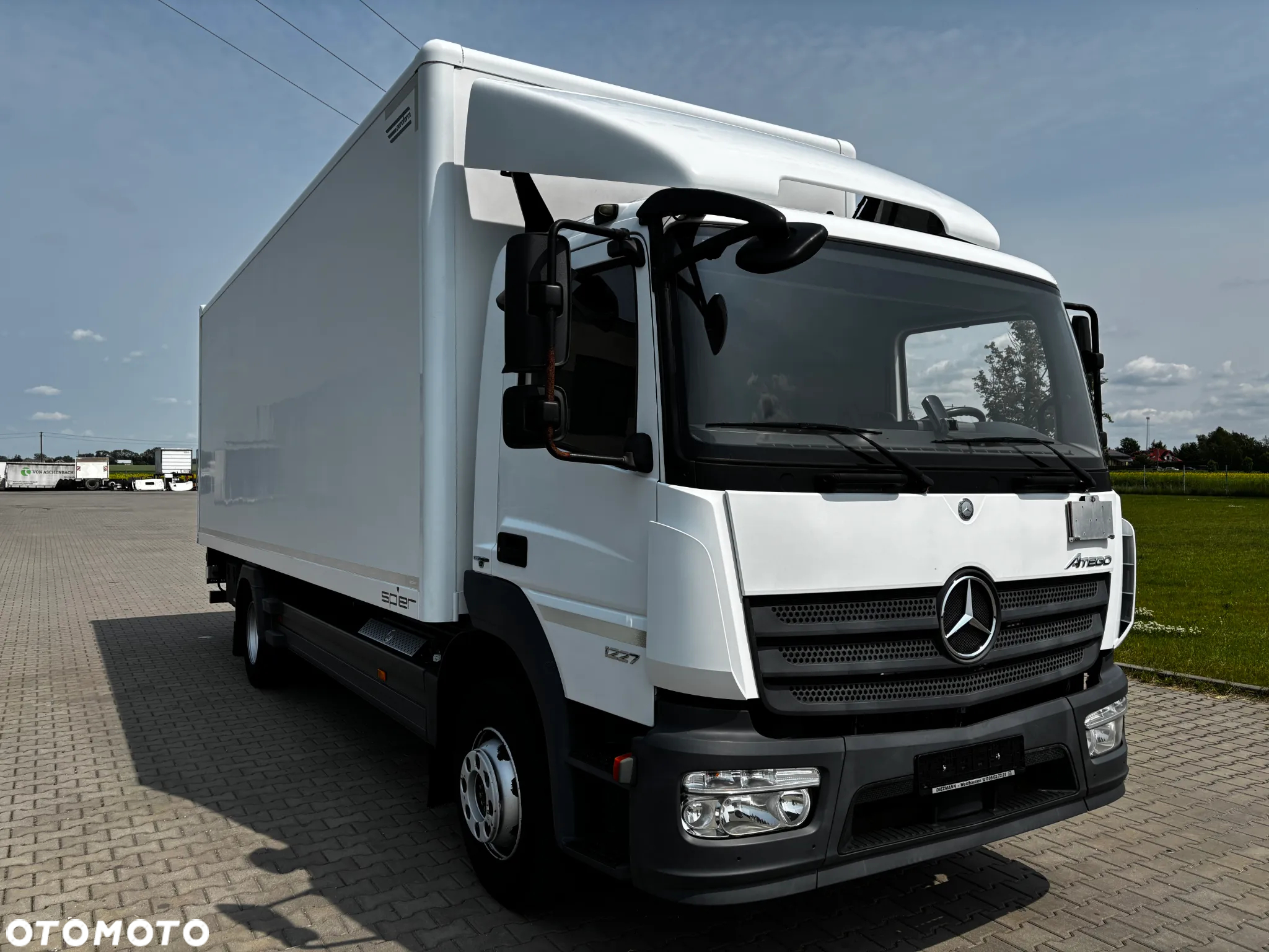 Mercedes-Benz ATEGO 1227 (1224, 1230) kontener SPIER z windą BAR , klimatyzacja , kontener 18 paletowy , z Niemiec - 4