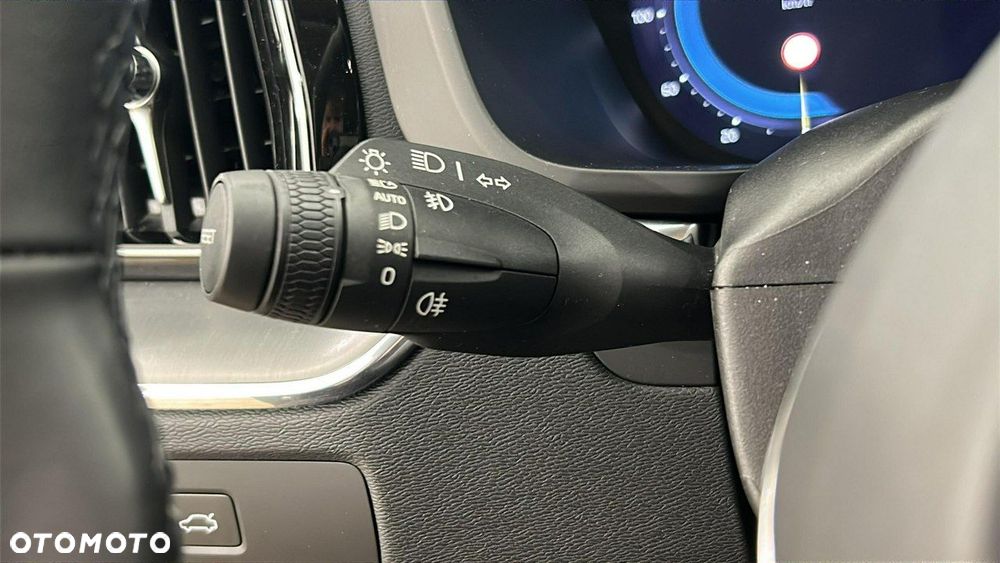 Volvo XC 60 - 25