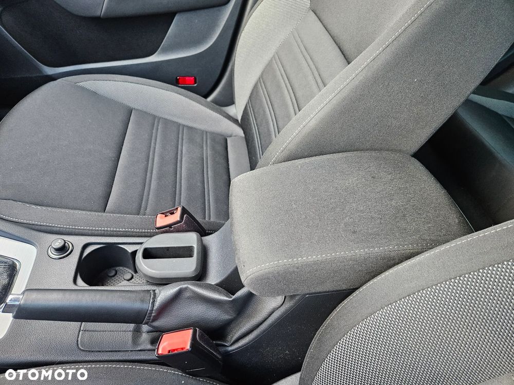 Skoda Octavia 1.6 TDI DSG Ambition - 19