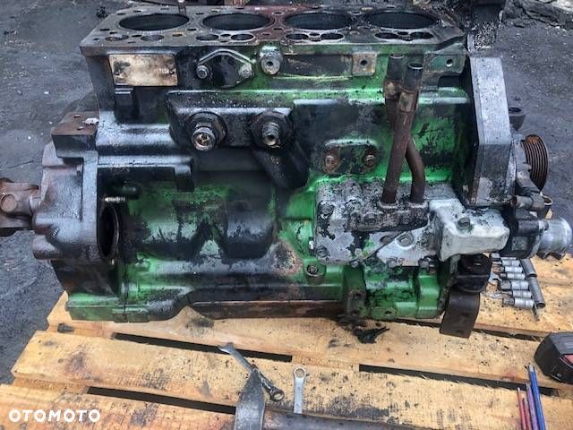 John Deere 6310 - Blok Cylindrów - 3