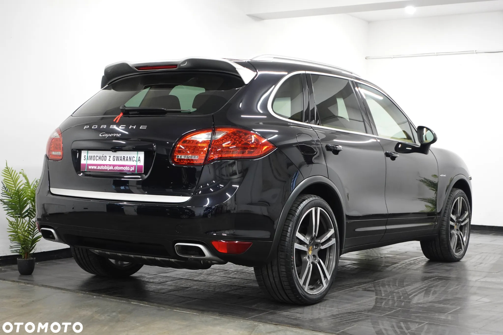 Porsche Cayenne Diesel Platinum Edition - 8