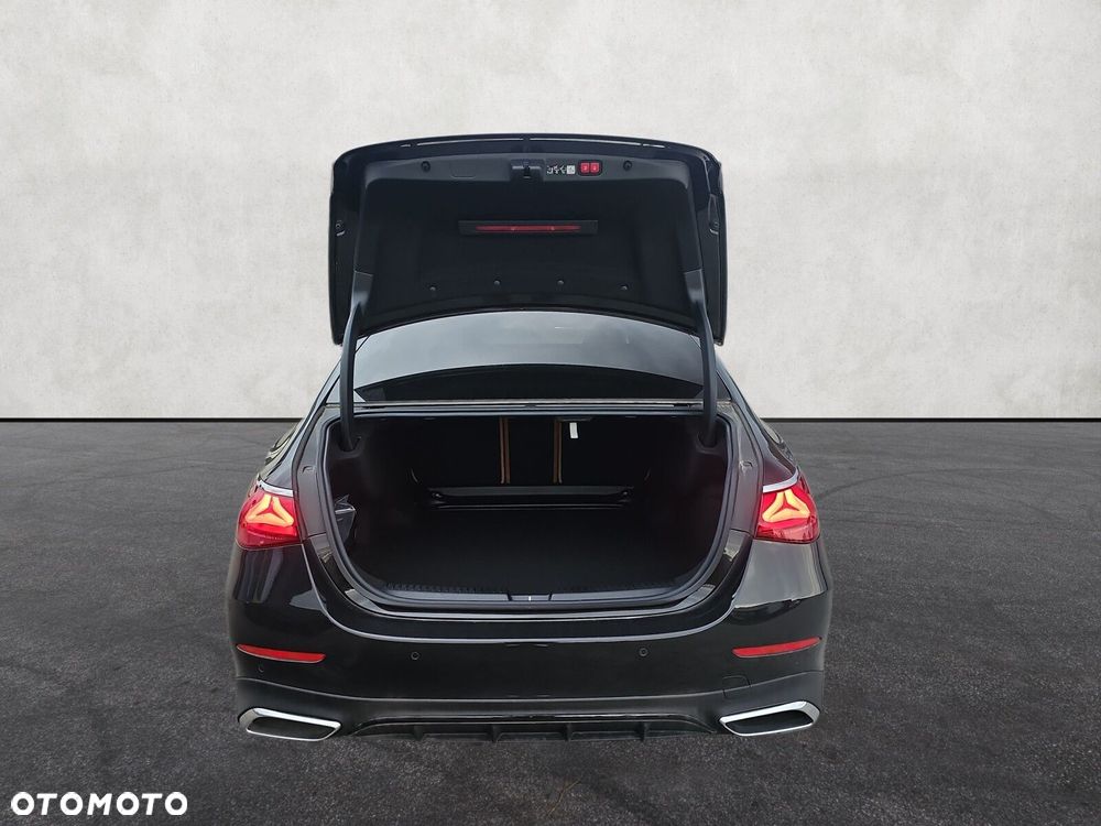 Mercedes-Benz Klasa E - 17