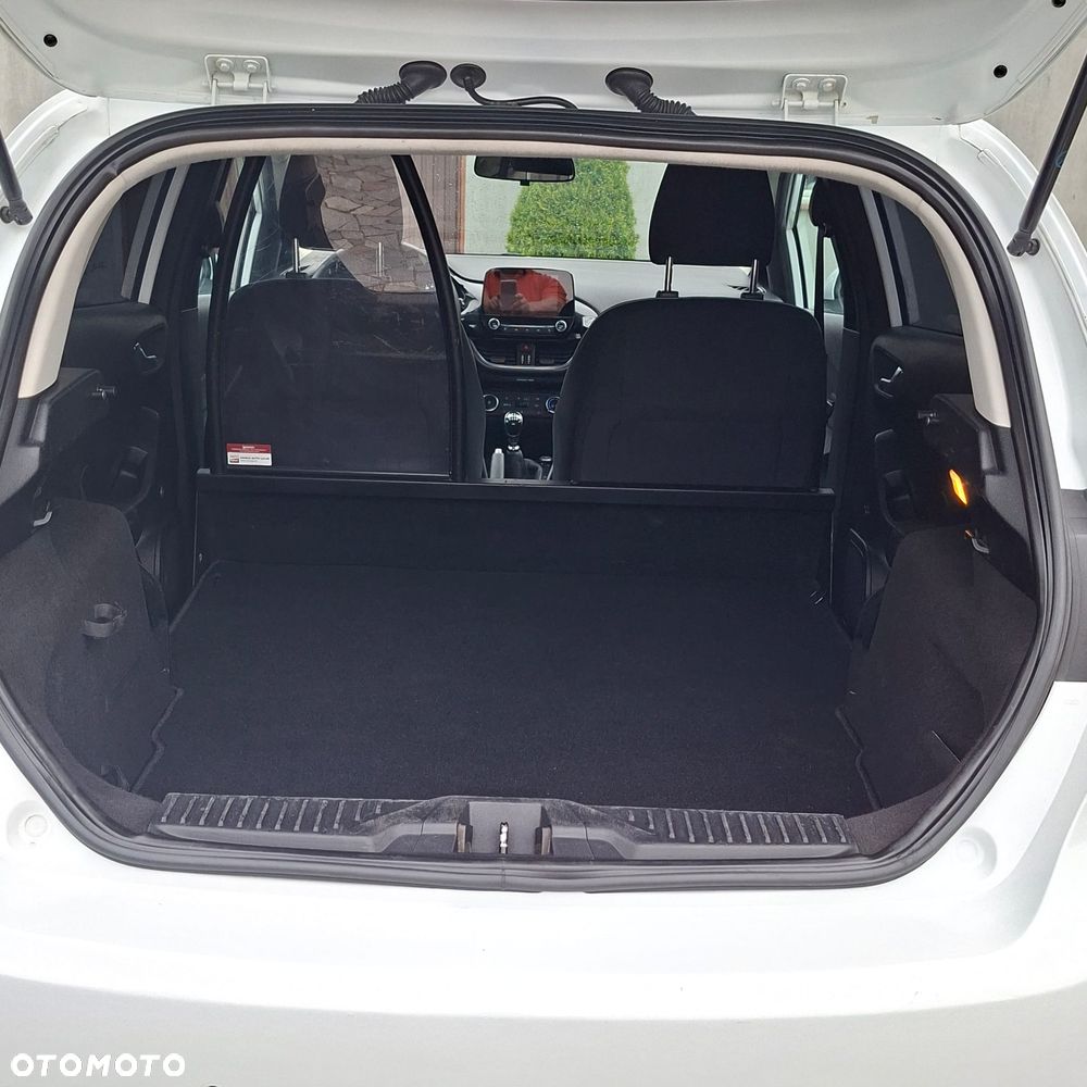 Ford Fiesta VAN - 21