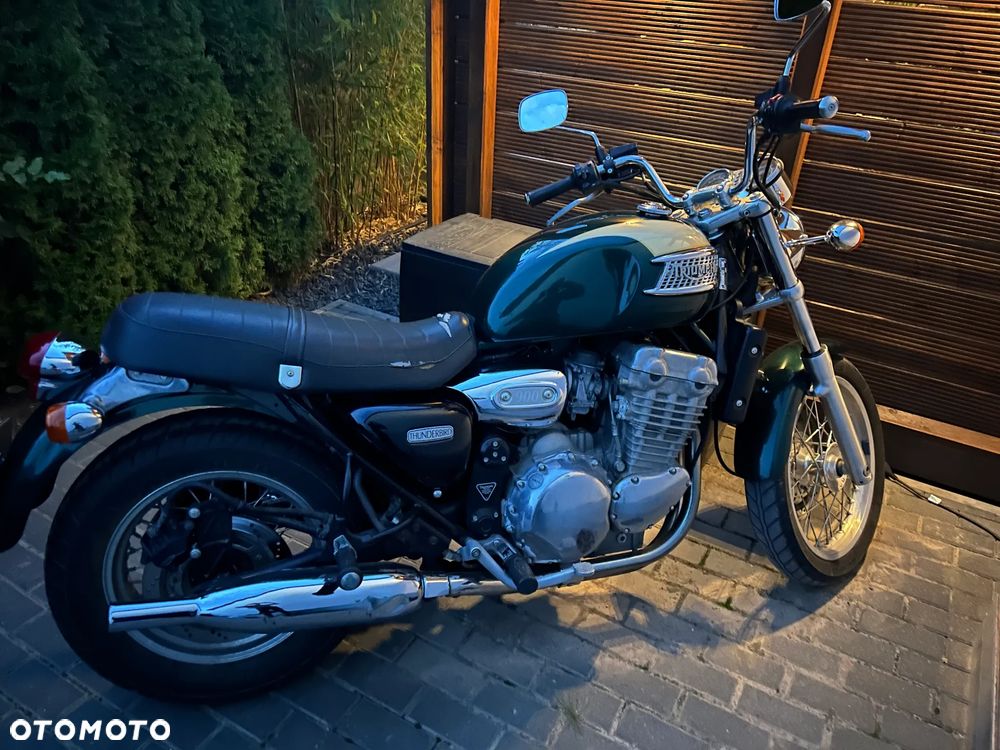 Triumph Thunderbird - 3