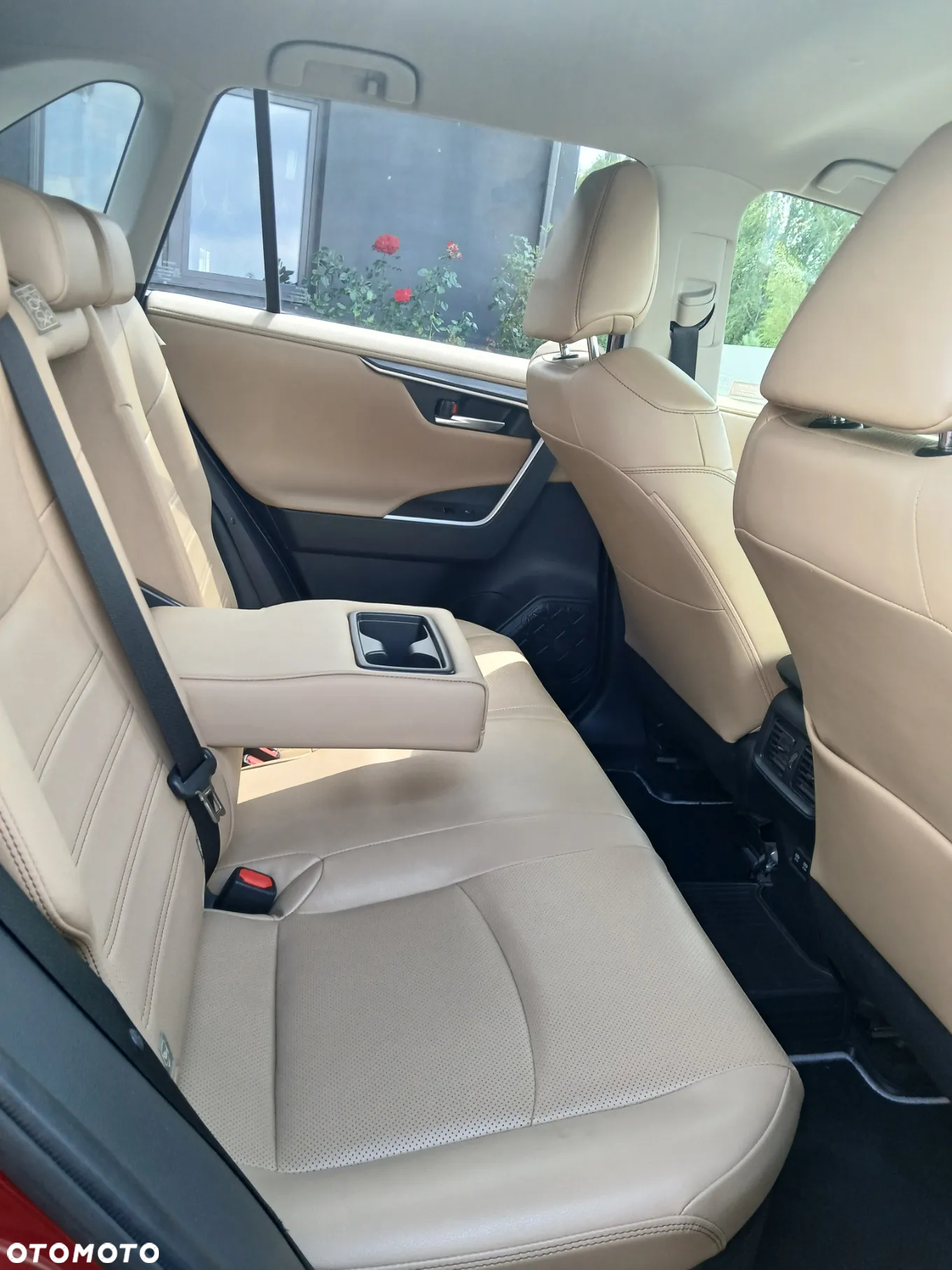 Toyota RAV4 - 28