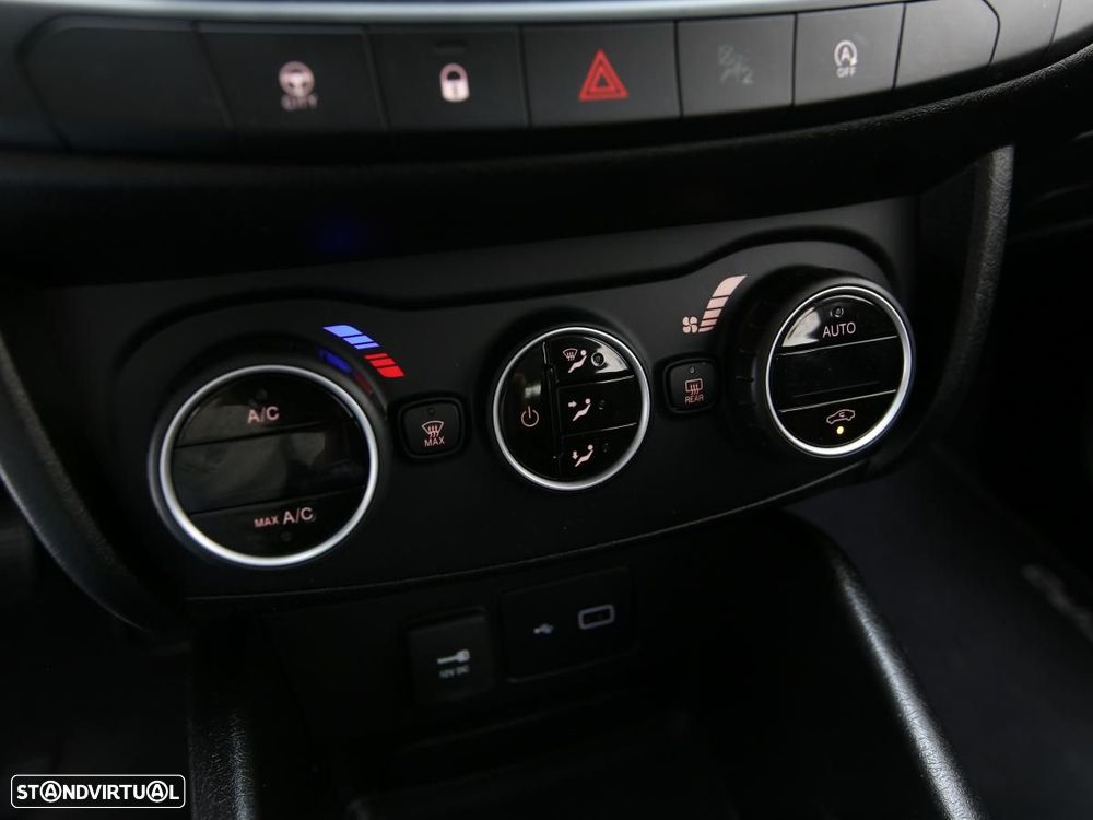 Fiat Tipo Station Wagon 1.3 M-Jet Lounge - 16