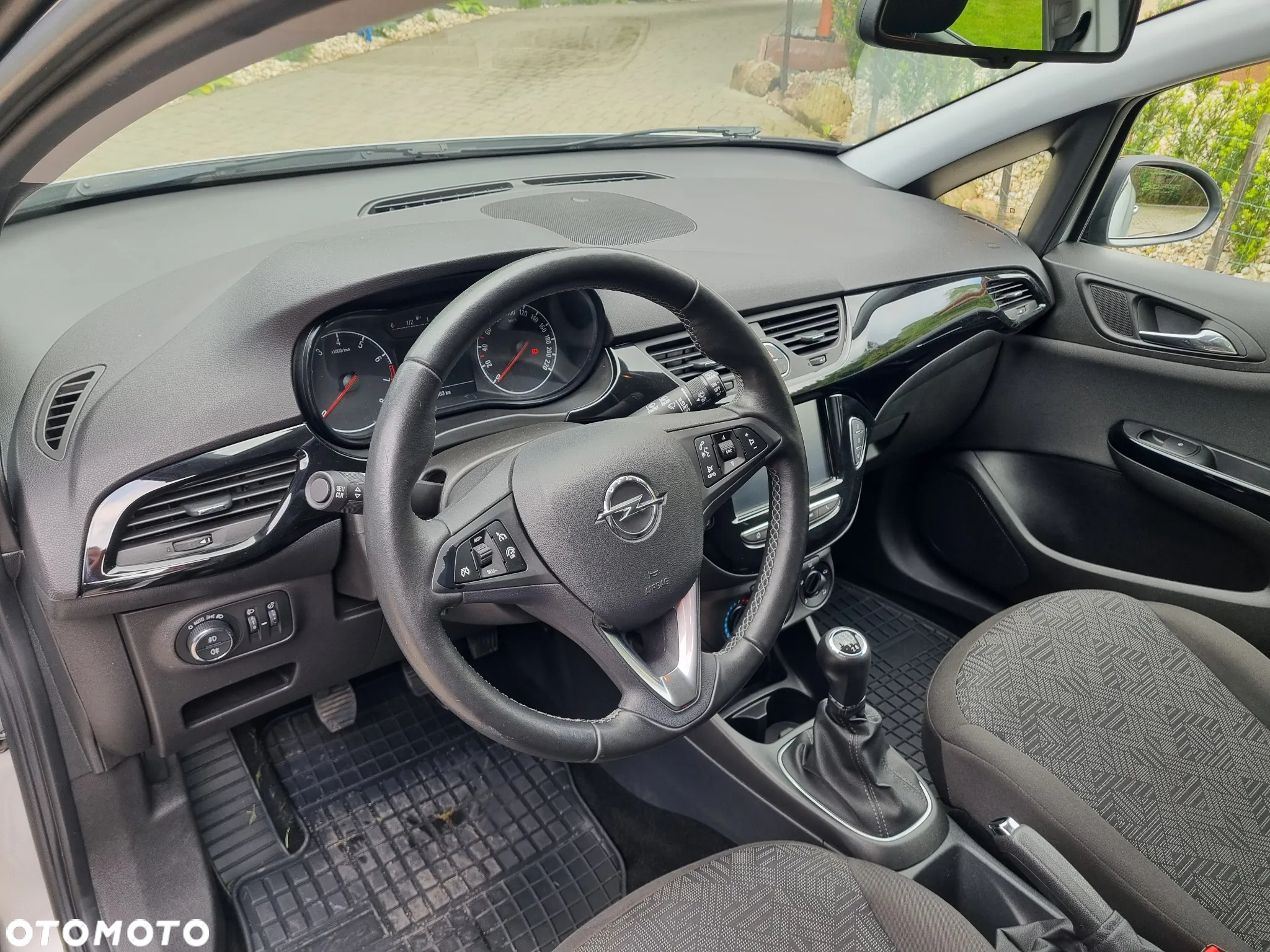 Opel Corsa 1.4 On - 15
