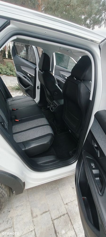 Peugeot 3008 2.0 BlueHDi Allure S&S - 14