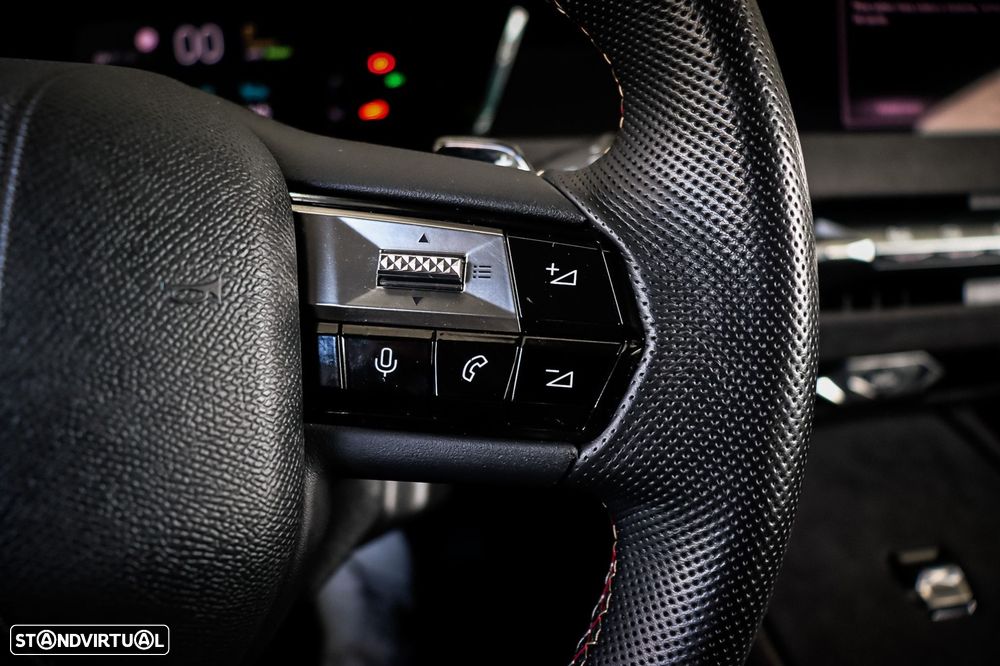 DS DS4 E-Tense Performance Line EAT8 - 32