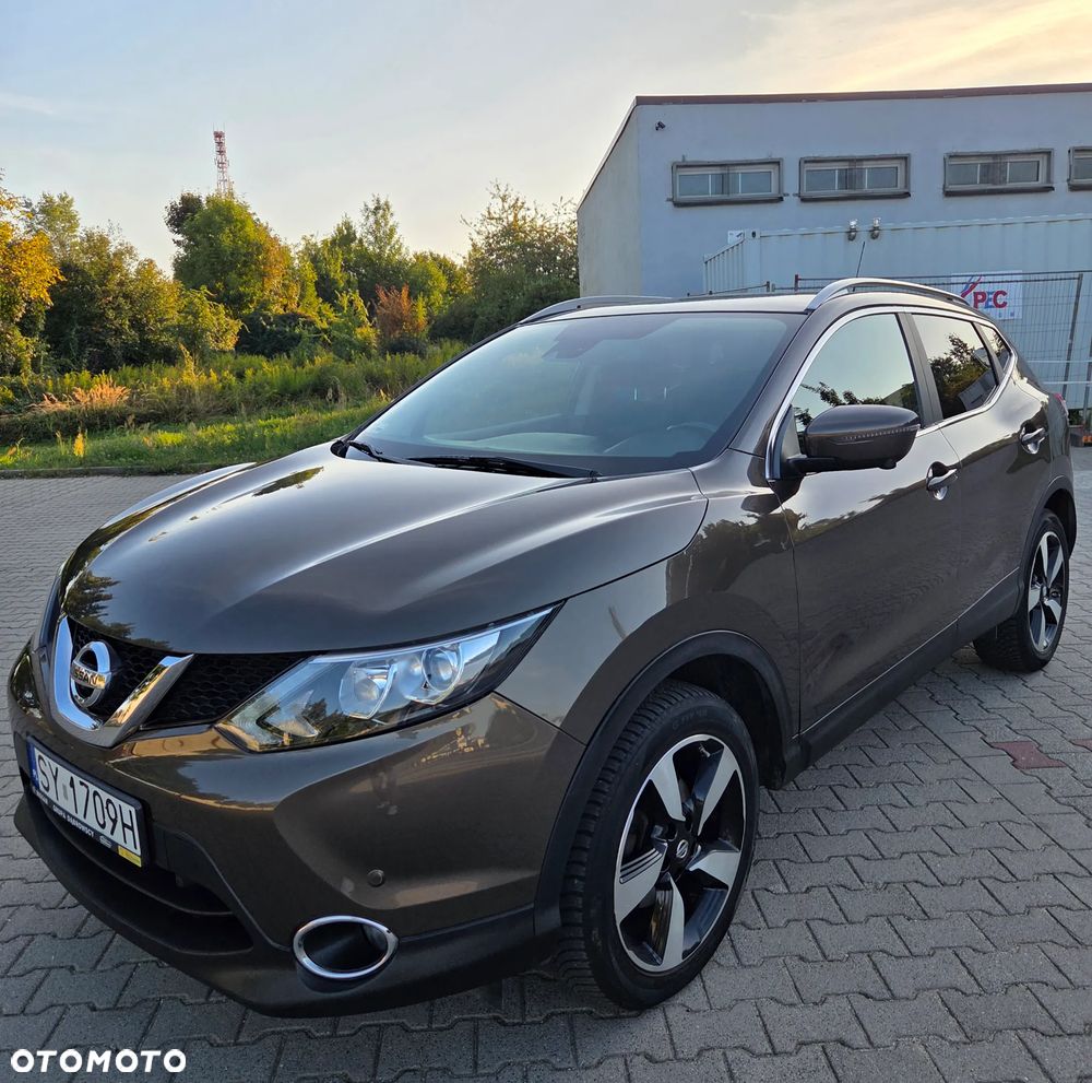 Nissan Qashqai 1.2 DIG-T N-Connecta EU6 - 9