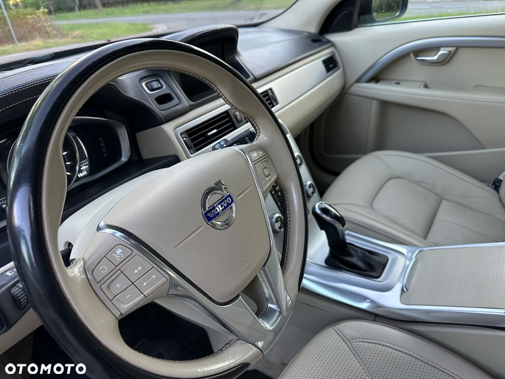 Volvo XC 70 D4 Geartronic Momentum - 22