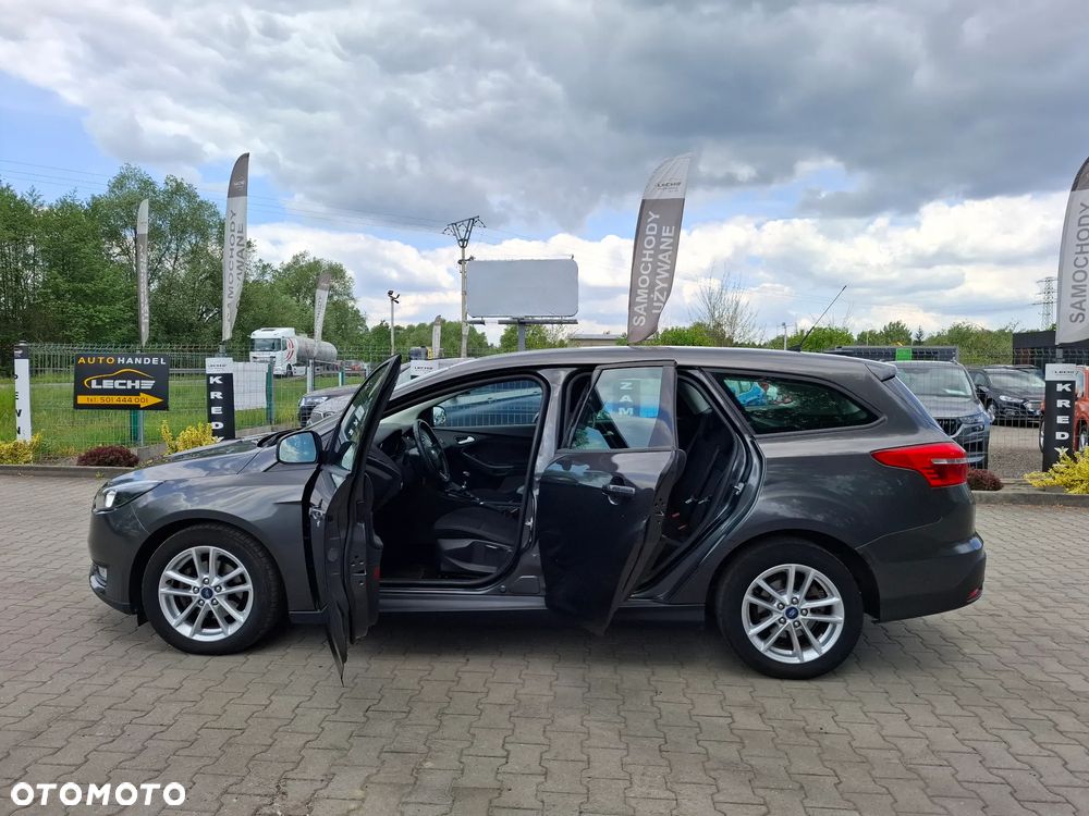 Ford Focus - 8