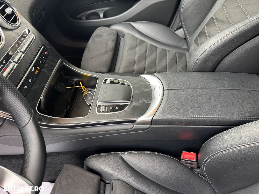 Mercedes-Benz GLC 300 de 4Matic 9G-TRONIC AMG Line - 14