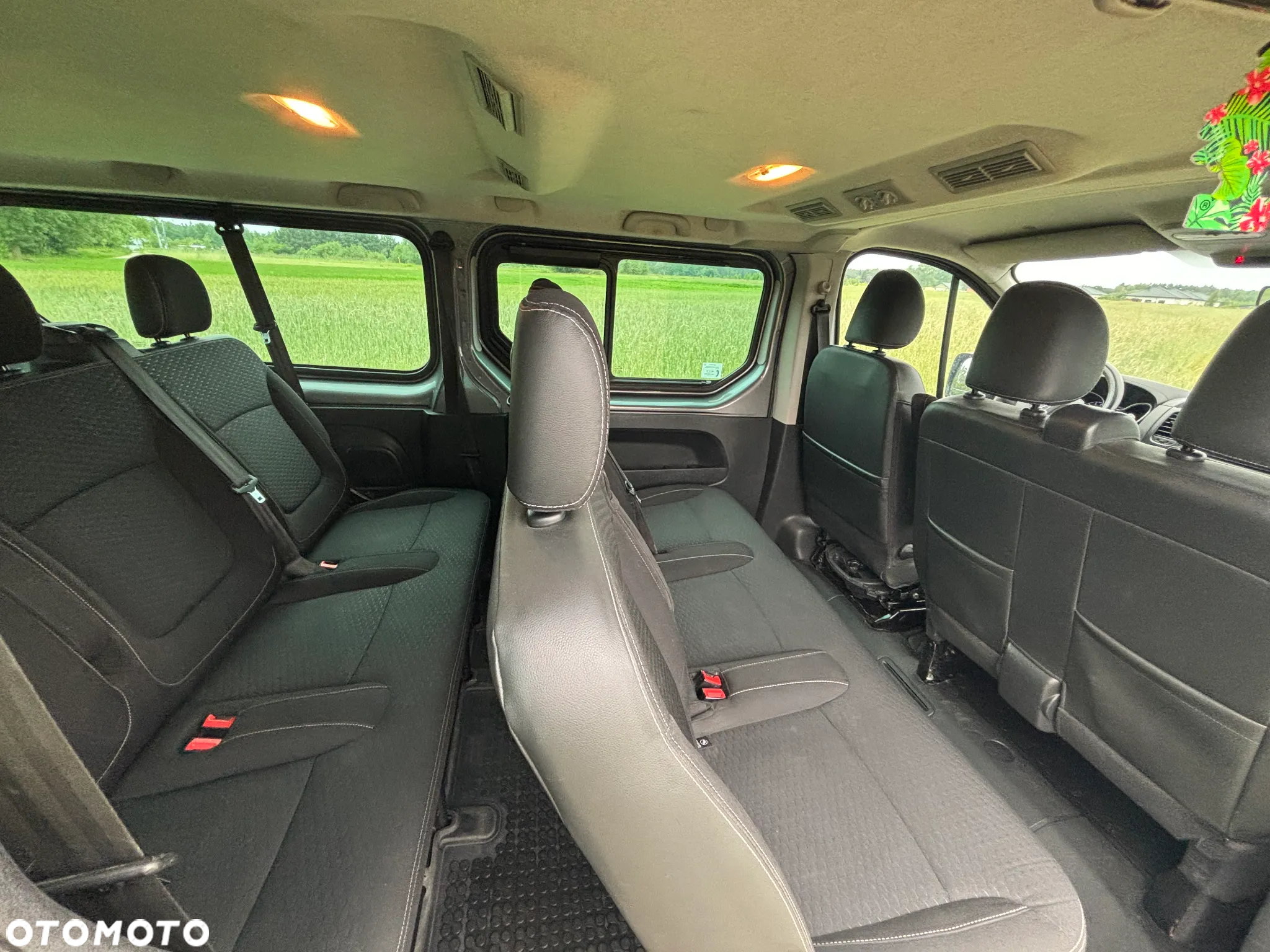 Opel Vivaro L2H1 2.9t Edition Elegance - 10