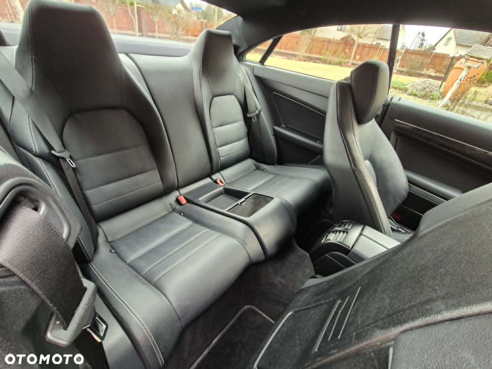 Mercedes-Benz Klasa E 250 BlueTEC 9G-TRONIC Elegance - 13